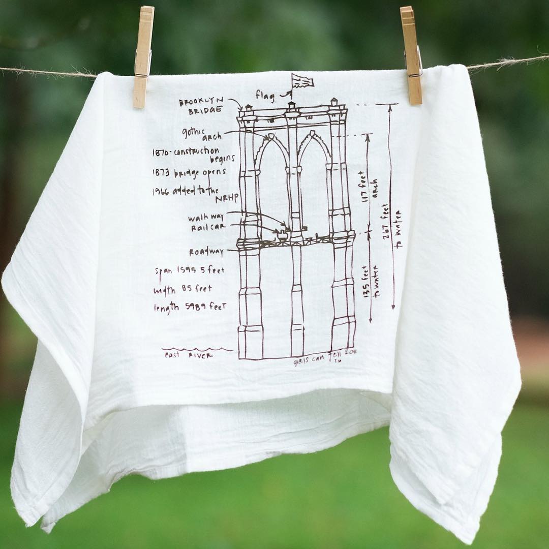 Tea Towels spruce up a mundane kitchen. This Brooklyn Bridge tea towel from @girlscantell is our.
