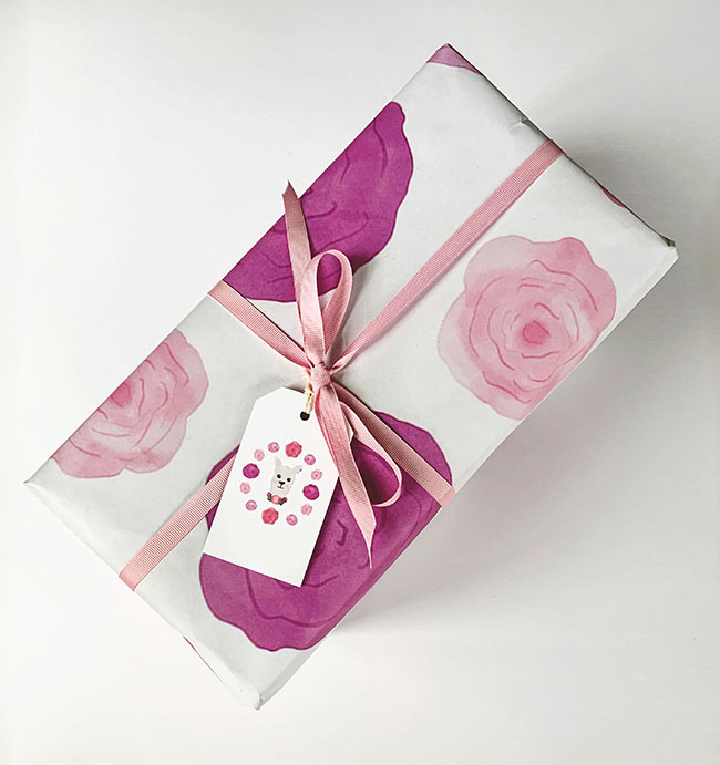 <b>Gift Tag</b> Llama gift tag and rose wrap